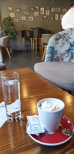 Caffe bar Posh - Gastronomija i ugostiteljstvo