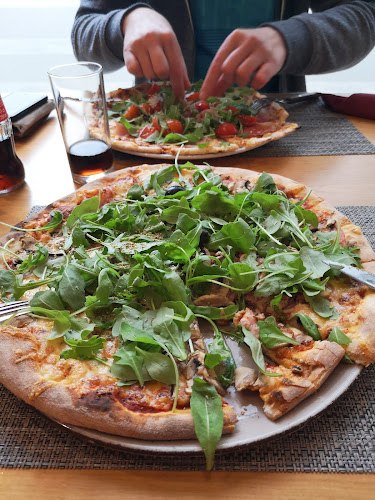 Pizzeria Pizzara - Gastronomija i ugostiteljstvo