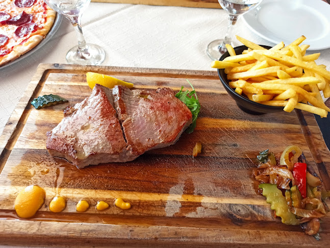 Šetalište Dr. Franje Tuđmana 13, 21300, Makarska