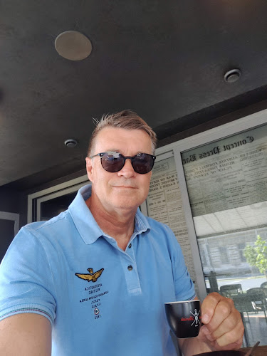 PRESS INTERNET CAFFE - Osijek