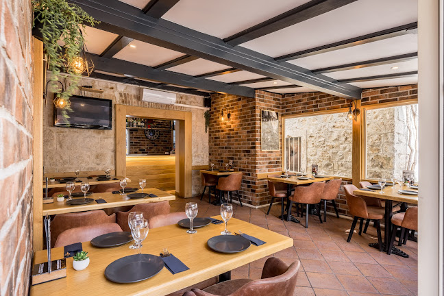 Opinii despre Pizzeria Kaleta în Split - Gastronomija i ugostiteljstvo