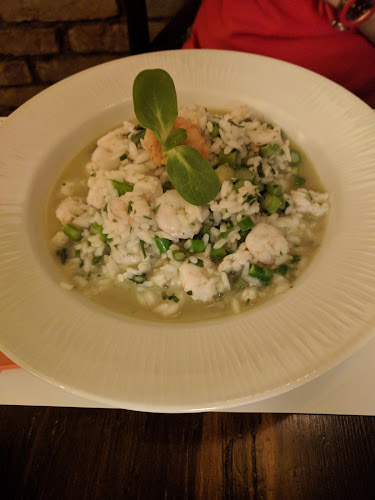 Konoba Matoni - Gastronomija i ugostiteljstvo