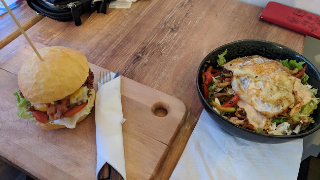 Put Svetog Lovre 12, 21311, Stobreč