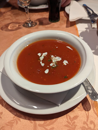 Restoran Mladenka - Gastronomija i ugostiteljstvo