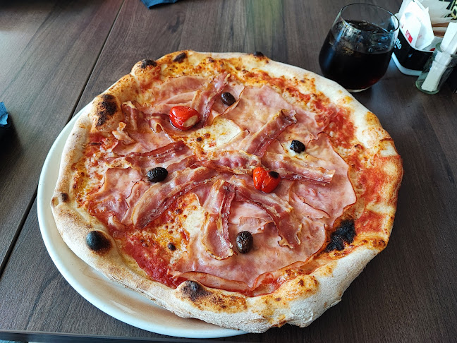 Opinii despre Caffe bar & Pizzeria Bros în Zagreb - Gastronomija i ugostiteljstvo