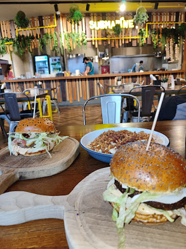 Opinii despre Submarine Burger - Mall Of Split în Split - Gastronomija i ugostiteljstvo