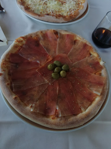 Comentarii opinii despre Bistro-pizzeria Luna