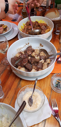 Lovac - Gastronomija i ugostiteljstvo