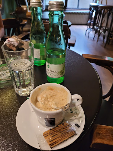 Comentarii opinii despre Rock Caffe "Enigma"