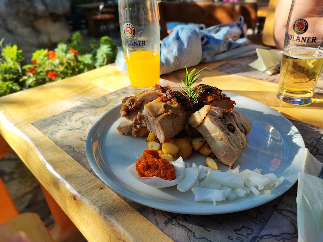 Pirates Grill Garden - Gastronomija i ugostiteljstvo