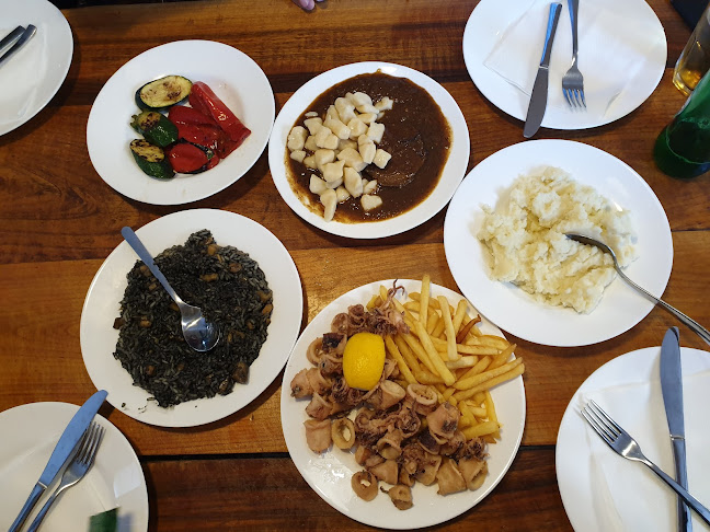 Comentarii opinii despre Buffet Fife