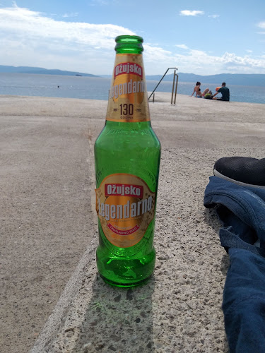 Pajol bar Pecine - Gastronomija i ugostiteljstvo