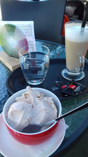 Caffe bar & ice cream "deja VU" - Gastronomija i ugostiteljstvo