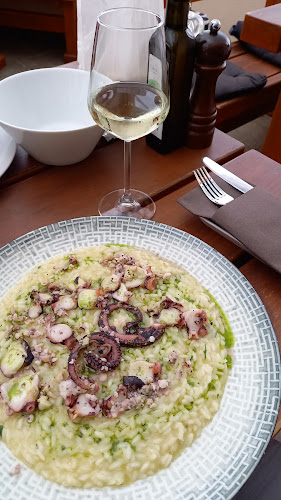 Restaurant Konoba Nada, Vrbnik - Gastronomija i ugostiteljstvo