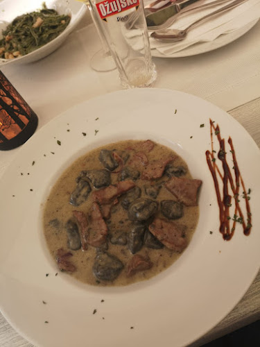 Center, Ul. Fausta Vrančića 7a, 22000, Šibenik