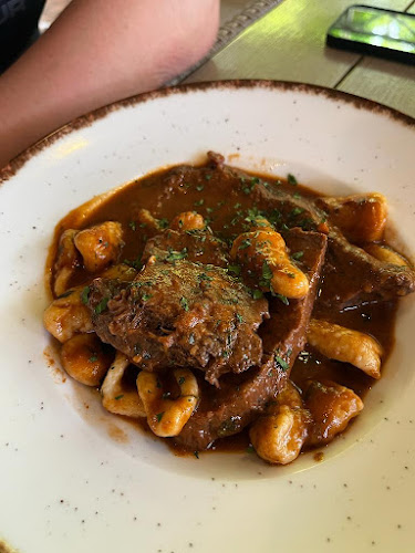 85. Ul. br.8, 20271, Blato