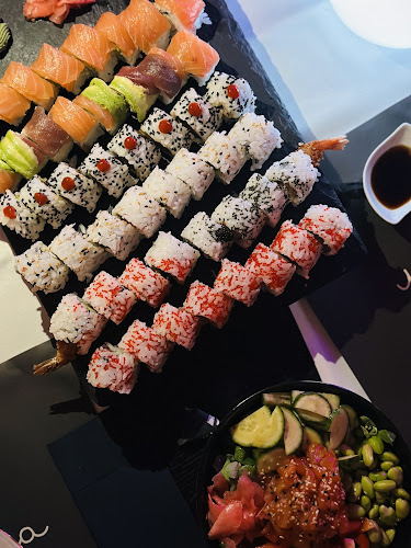 Obala Sv. Jurja 28, 21480, Vis