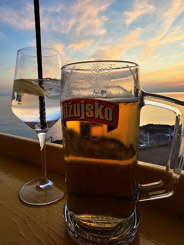 Opinii despre Macumba Beach Club & Grill în Mareda - Gastronomija i ugostiteljstvo