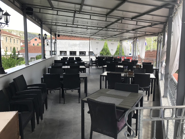 Obala Bana Pavla Subica 20, 22222, Skradin