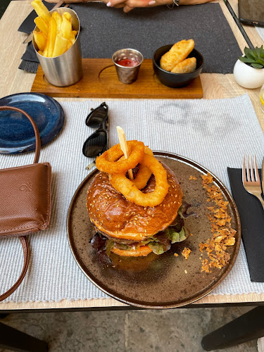 Ul. uz Jezuite 8, 20000, Dubrovnik