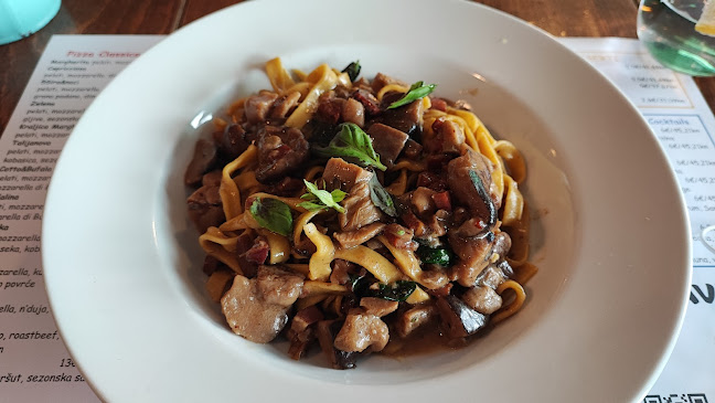 Papavero Pizza & Food Lab