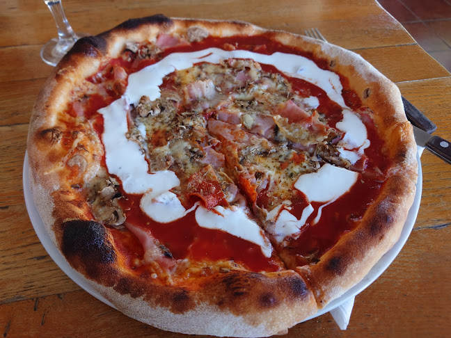 Opinii despre Caffe Bar & Pizzeria Erdödy în Jastrebarsko - Gastronomija i ugostiteljstvo