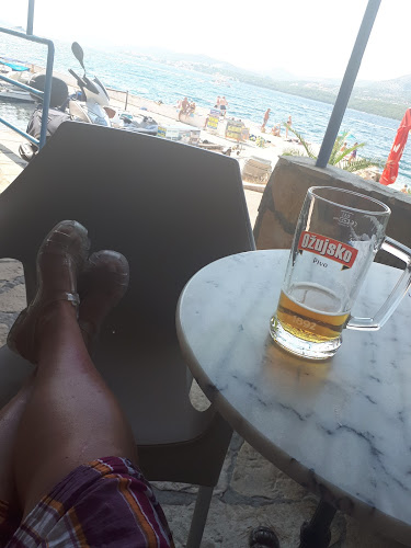 Comentarii opinii despre Beach Bar Lloyd