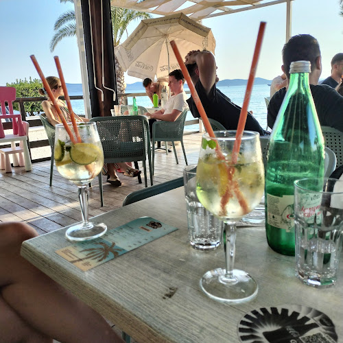 Caffe Bar Guam - Gastronomija i ugostiteljstvo