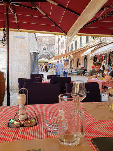 Gundulićeva poljana 5, 20000, Dubrovnik