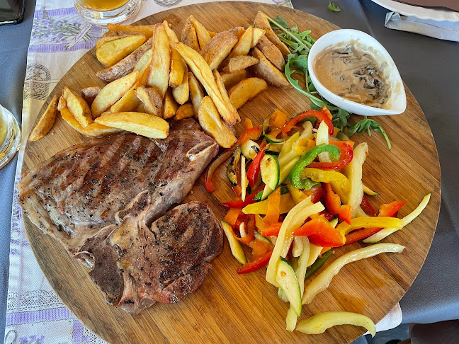 Comentarii opinii despre Bistro Macao & Catering