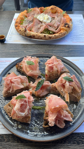 Papavero Pizza & Food Lab