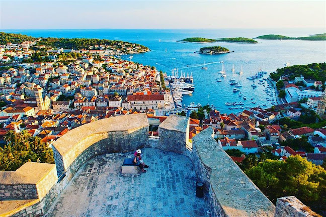 Opinii despre Fameja în Hvar - Gastronomija i ugostiteljstvo