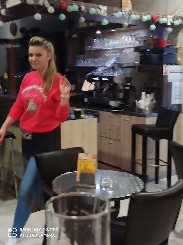 Caffe bar "Devetka" - Gastronomija i ugostiteljstvo