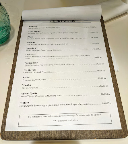 Comentarii opinii despre Forty Four Restaurant