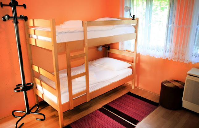 Opinii despre Dječje odmaralište "Merkur" în Orahovica - Gastronomija i ugostiteljstvo