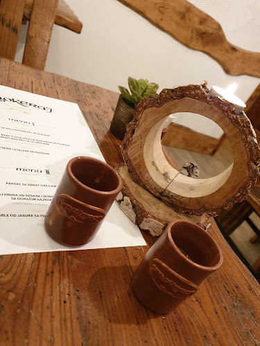 Comentarii opinii despre Smokeraj