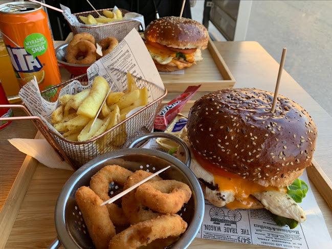 Delfino Pizza Snack Coffee - Gastronomija i ugostiteljstvo