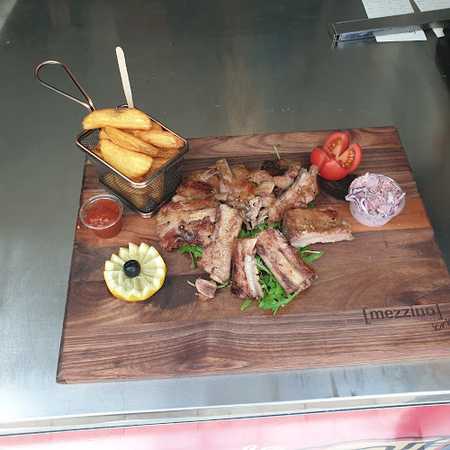 Street Food Mezzino Krk - Gastronomija i ugostiteljstvo