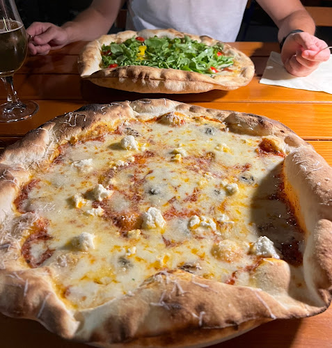 Pizzeria Karijola - Gastronomija i ugostiteljstvo