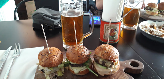 Submarine Burger Radnička
