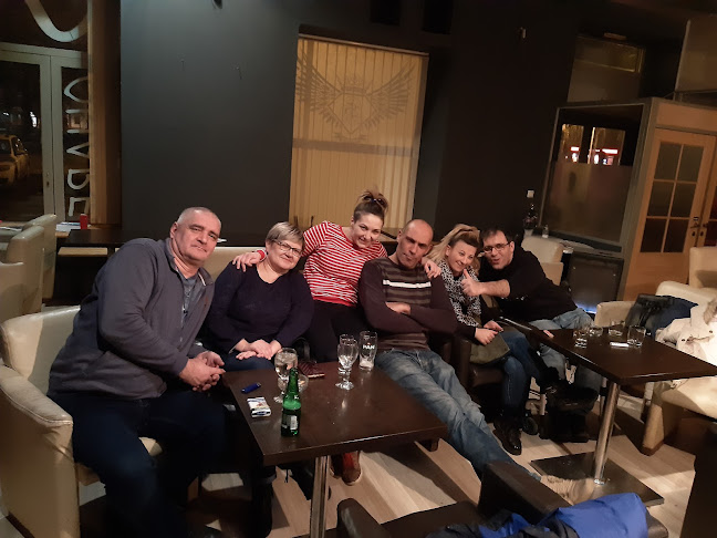 Opinii despre Caffe bar Square în Osijek - Gastronomija i ugostiteljstvo