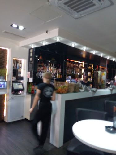 Mali Caffe - Gastronomija i ugostiteljstvo