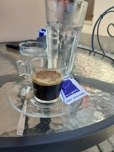 Opinii despre Caffe Bar Mure în Motovun - Gastronomija i ugostiteljstvo