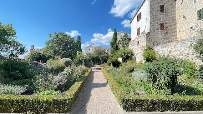 Strme stube 1, 22000, Šibenik