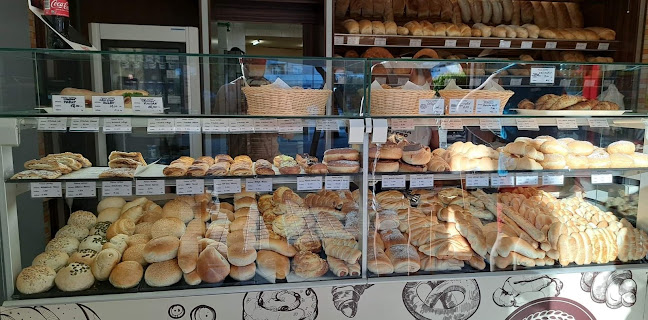 Opinii despre Pekara Pek-Snack în Novi Vinodolski - Gastronomija i ugostiteljstvo