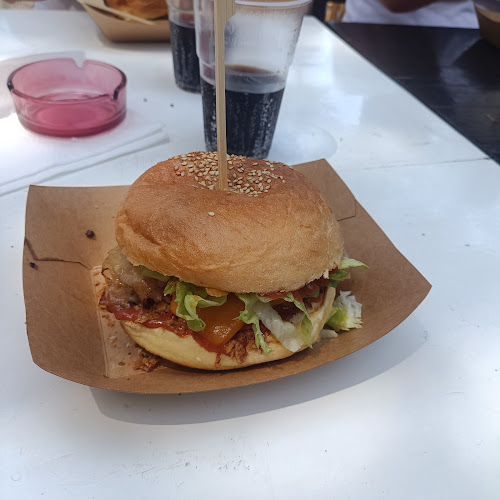 Burgers & more - Gastronomija i ugostiteljstvo