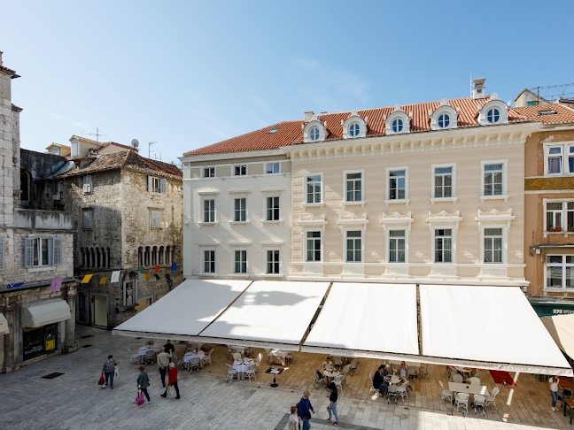 Central Kavana & Restaurant - Split