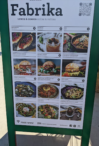 Ul. Riva Svetoga Mikule 11, 21485, Komiža