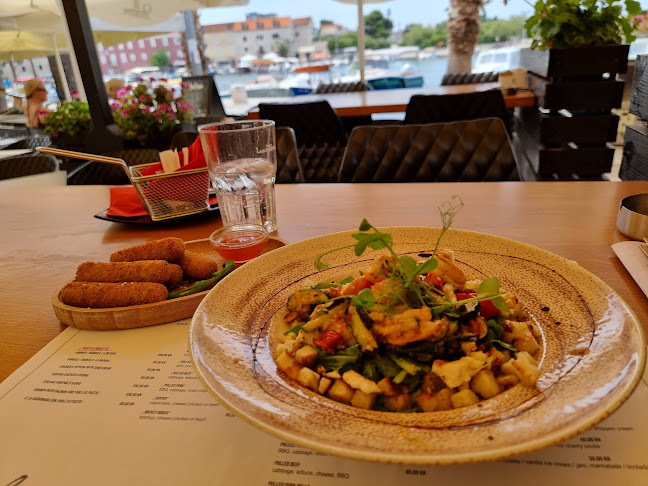 Caffe Bar Lanterna - Gastronomija i ugostiteljstvo