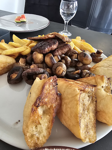 Papa Joe's Bistro - Gastronomija i ugostiteljstvo